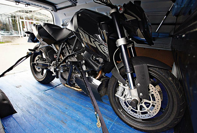 Перевозка мотоцикла ducati monster 900 (2000г) из Верхней салды в Калугу