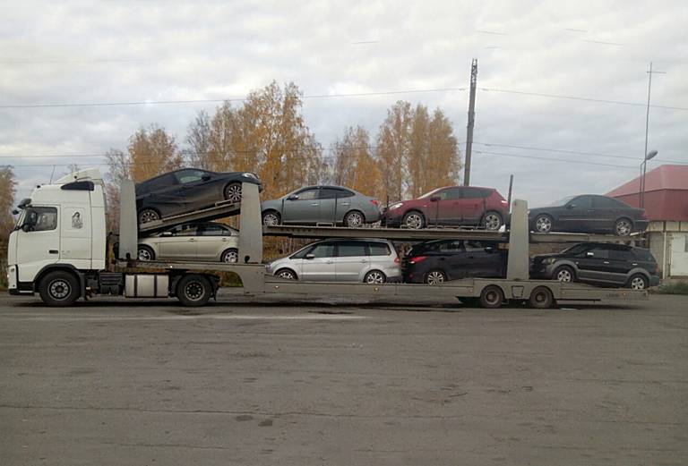 Груз 1: транспортные средства; груз 2: катер из Москвы в Г. керчь